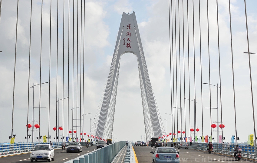 海南省第二座跨海大桥清澜大桥建成通车