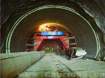 济南石坊峪隧道明年9月建成通车