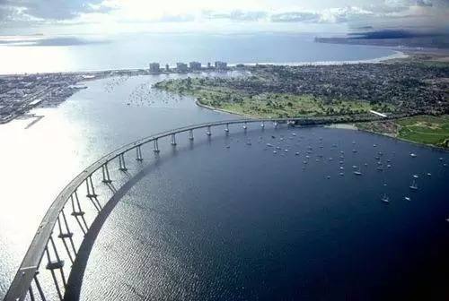 盘点世界最壮观、最惊险的十大桥梁