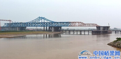 欧维姆顶推技术在石济黄河大桥成功运用_路桥